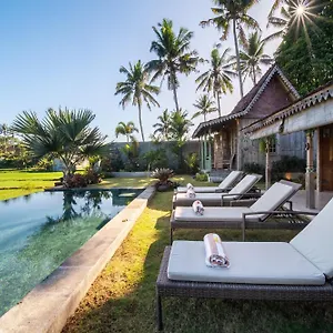 https://charming-wooden-villa-5-br-ubud-w-staff.ubudhotelsnow.com